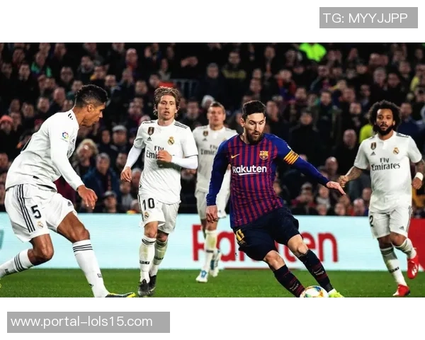 2017年西甲经典对决巴塞罗那与皇家马德里的巅峰对决回顾